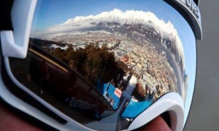 ¿Antiparras o anteojos?
Cada esquiador tiene su costumbre y encuentra la comodid…